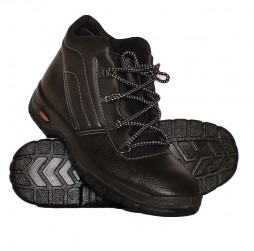 MAXECO BLACK LEATHER BOOTS